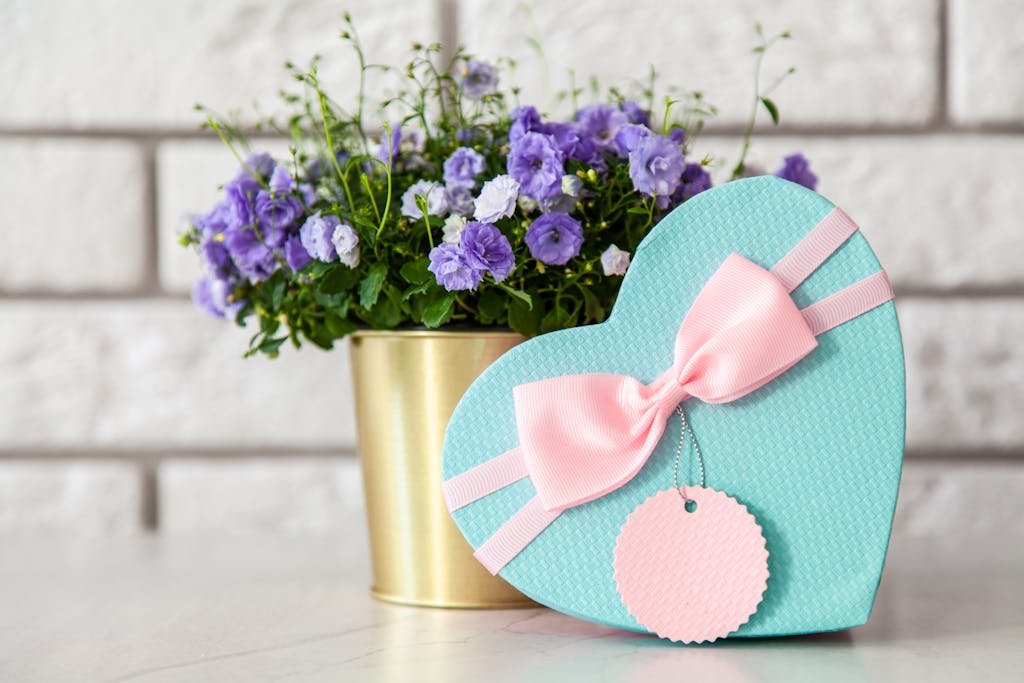 Pink and Teal Heart Box